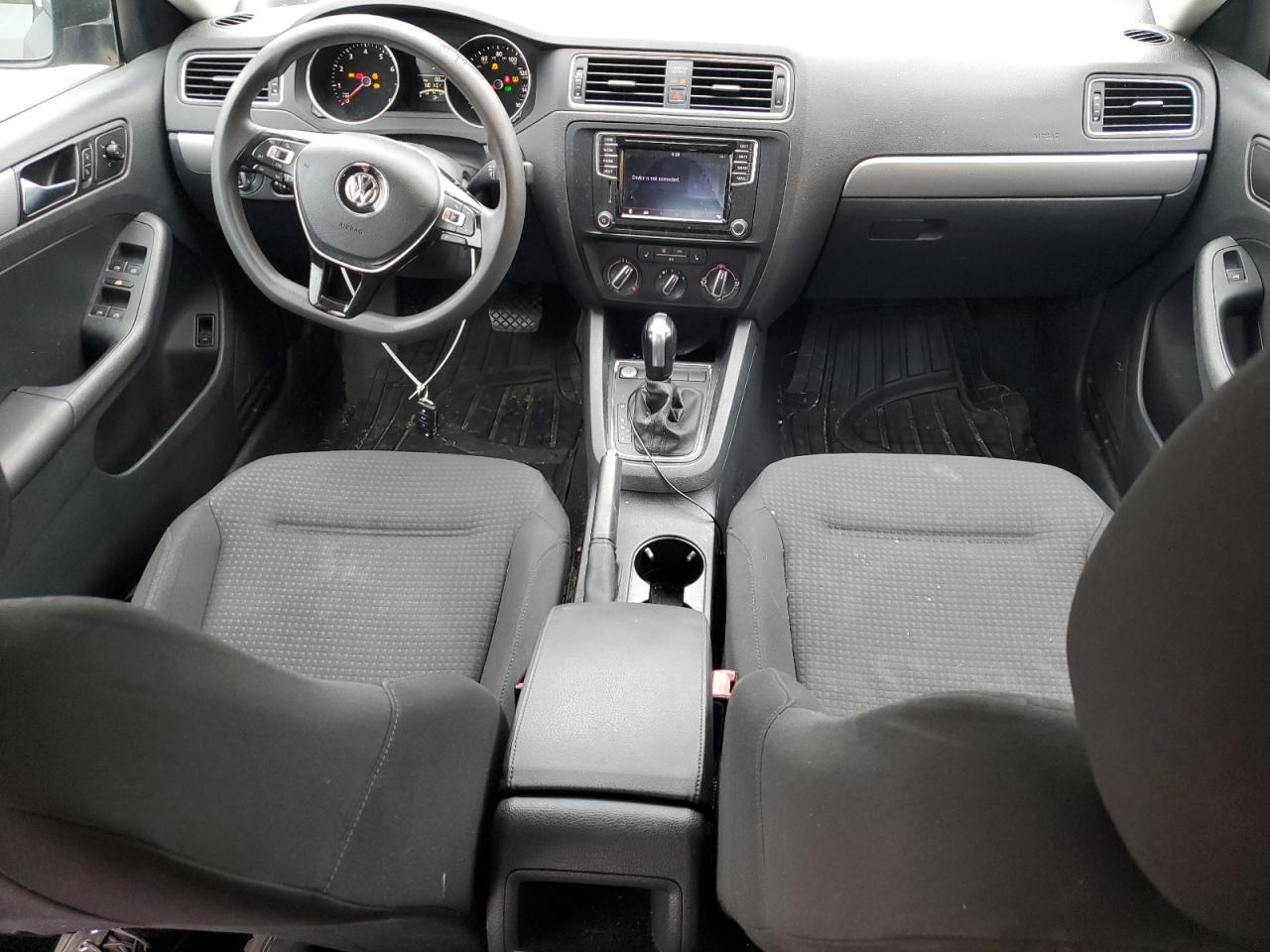 2016 VOLKSWAGEN JETTA