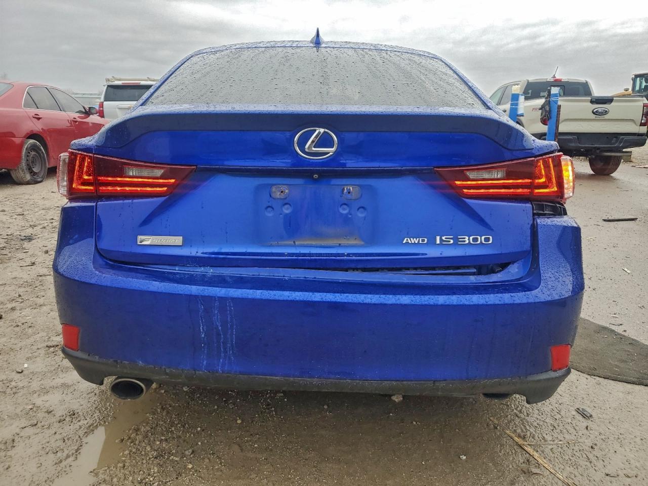 2016 LEXUS IS 300