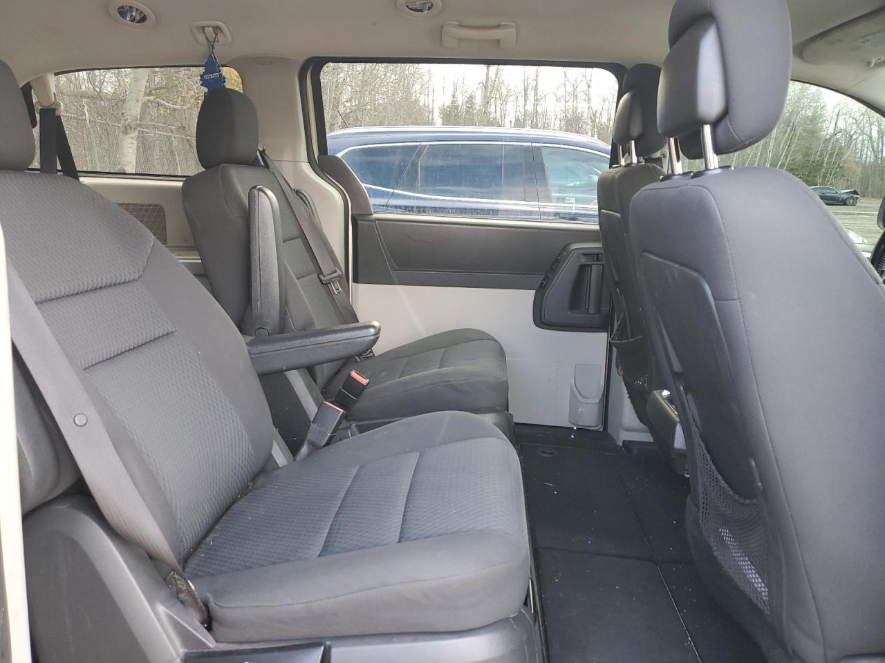 2010 DODGE GRAND CARAVAN