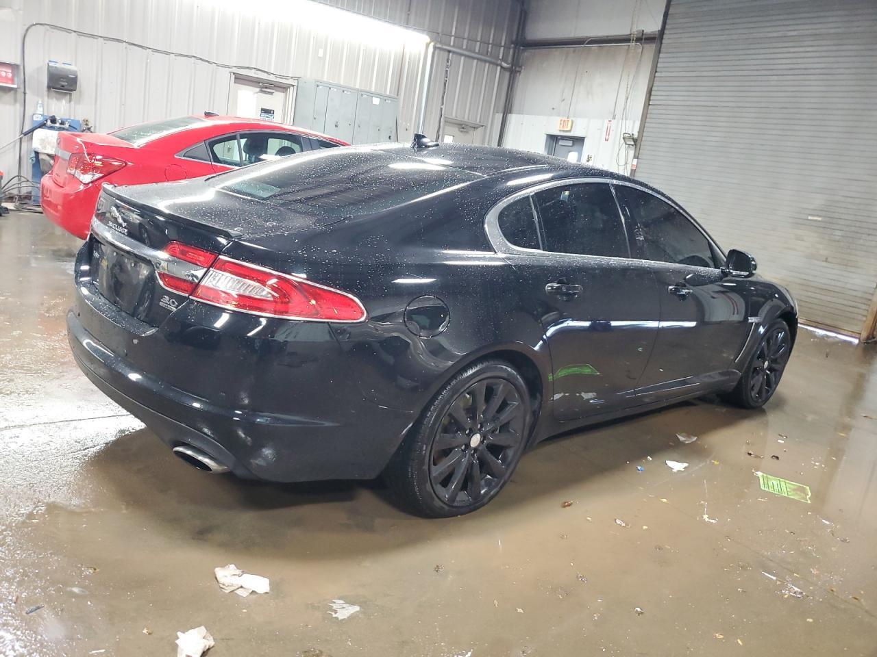 2014 JAGUAR XF