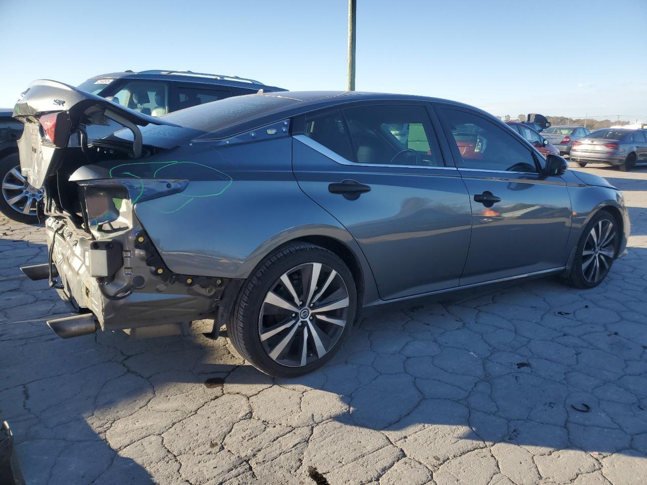 2021 NISSAN ALTIMA