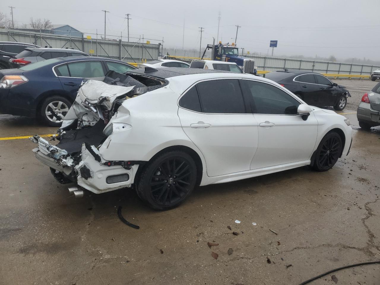 2023 TOYOTA CAMRY