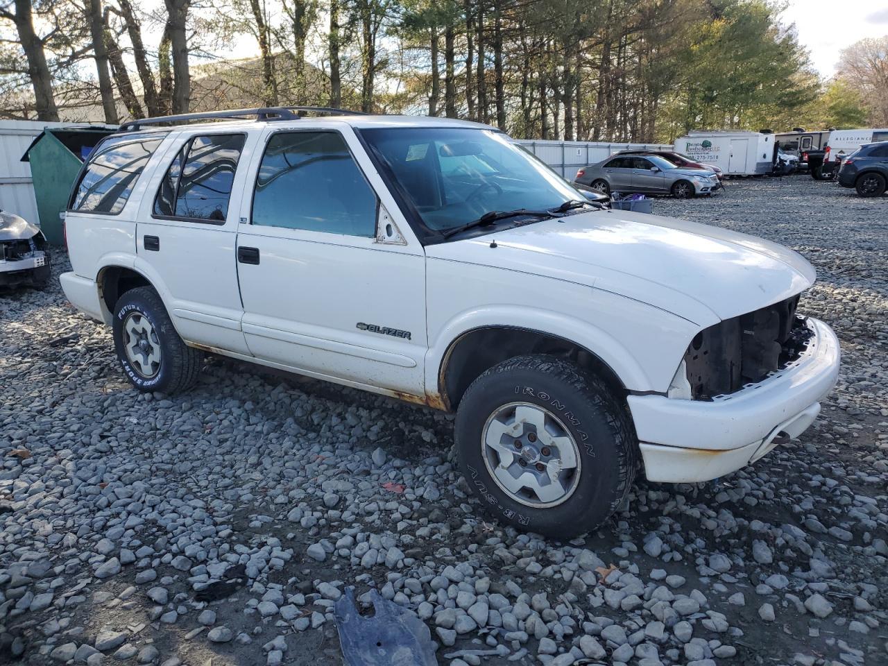 2002 CHEVROLET BLAZER