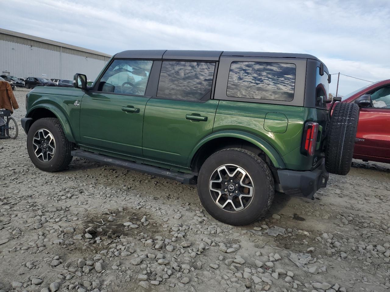 2024 FORD Bronco