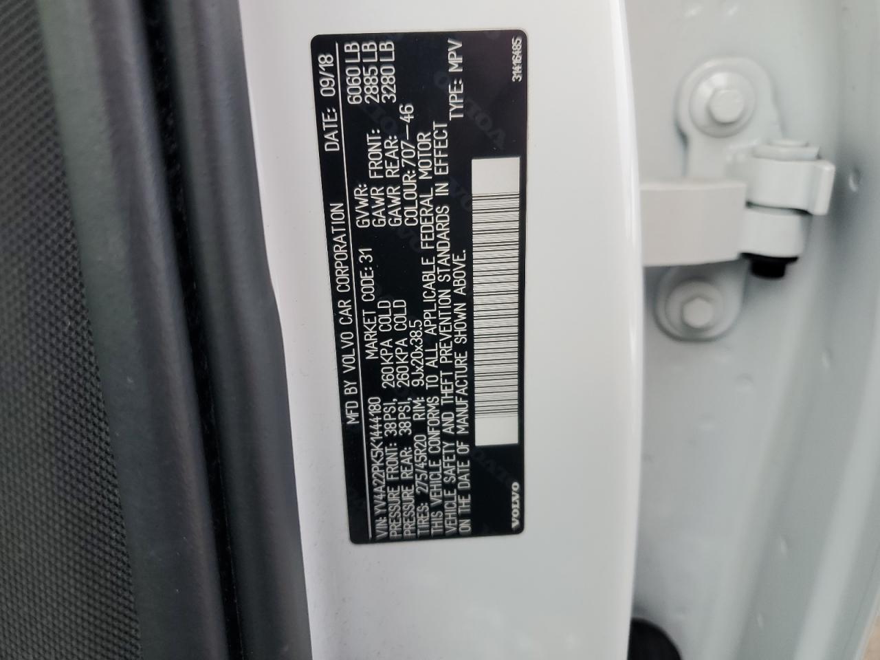 2019 VOLVO XC90