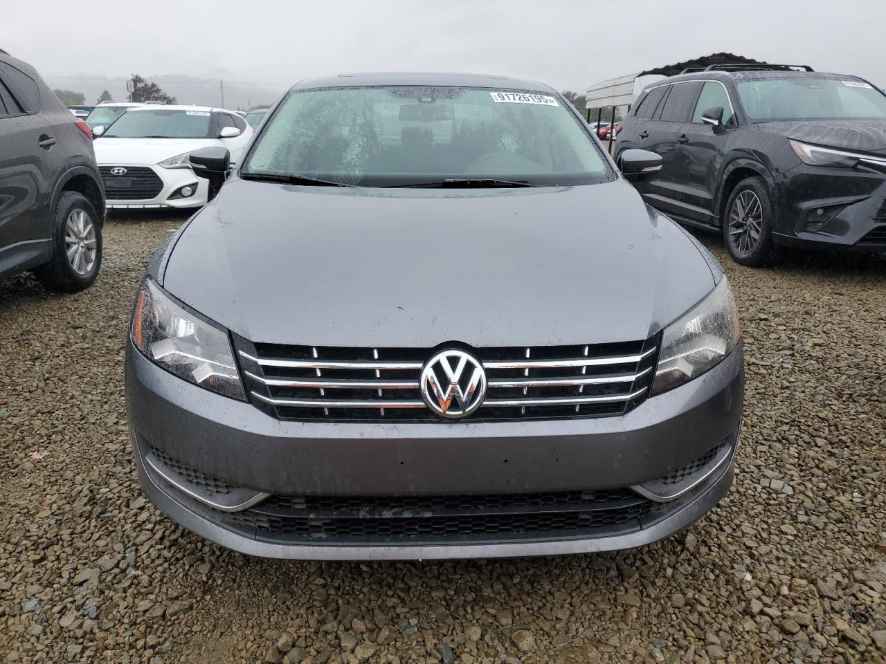 2014 VOLKSWAGEN Passat