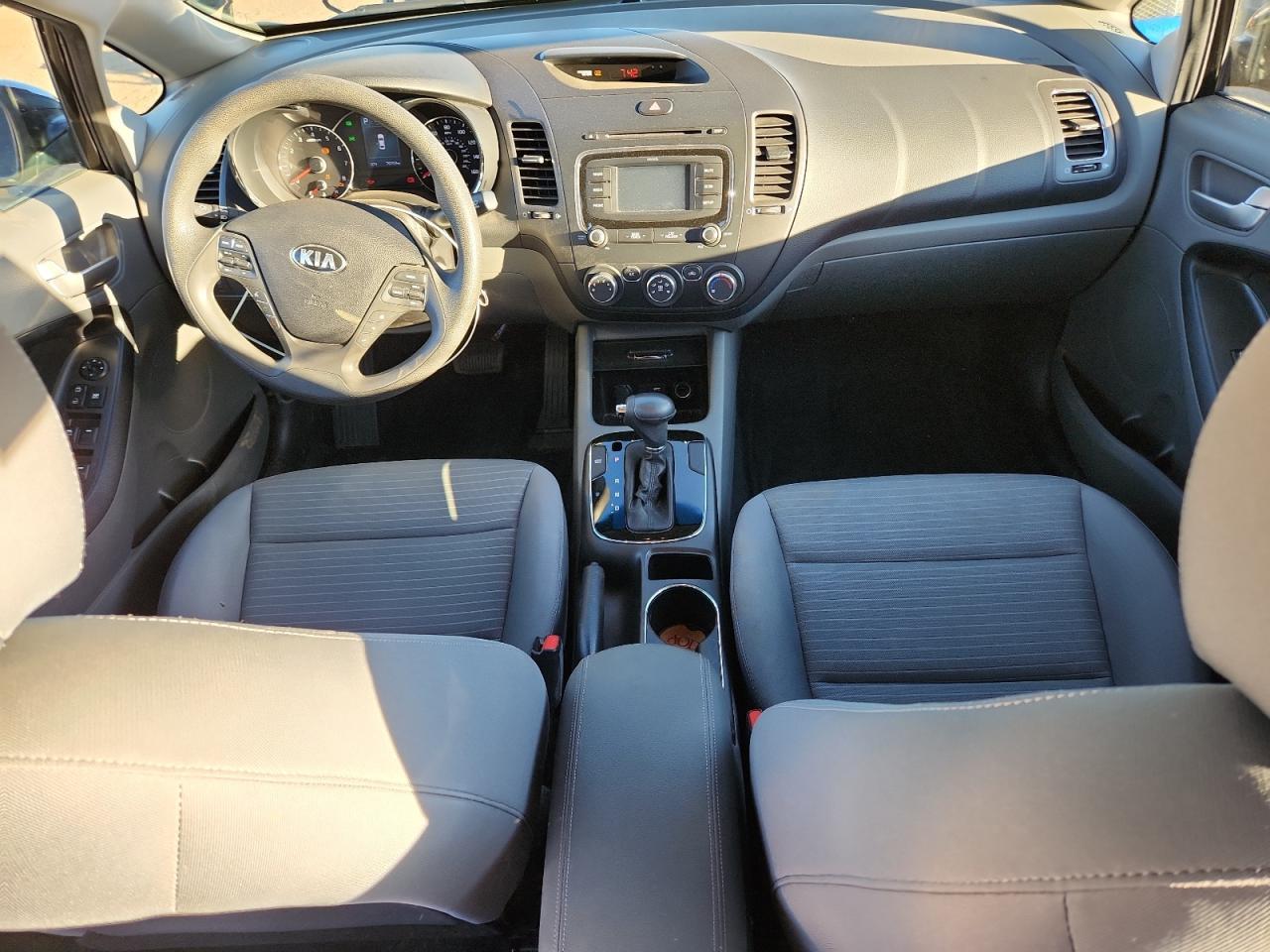 2017 KIA FORTE