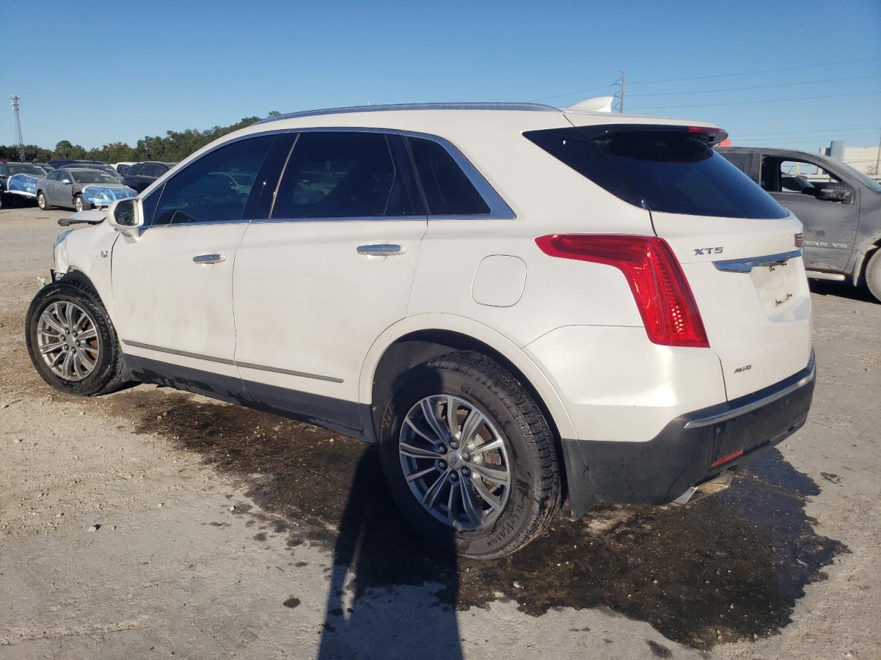 2017 CADILLAC XT5