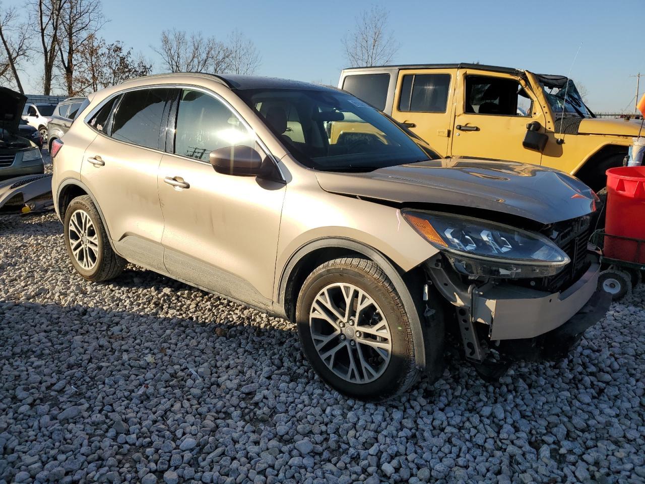 2020 FORD ESCAPE