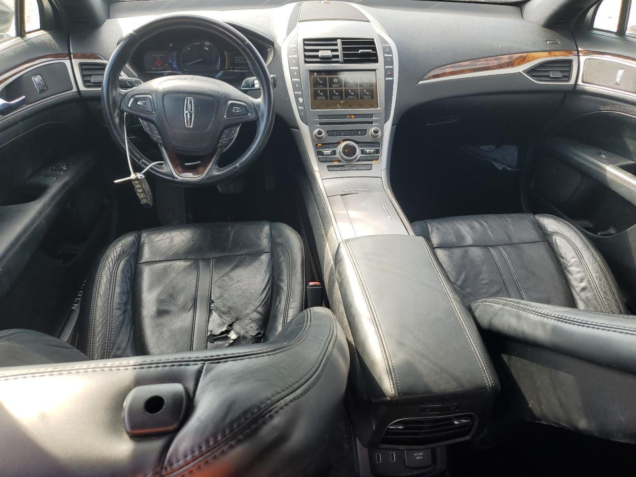 2017 LINCOLN MKZ