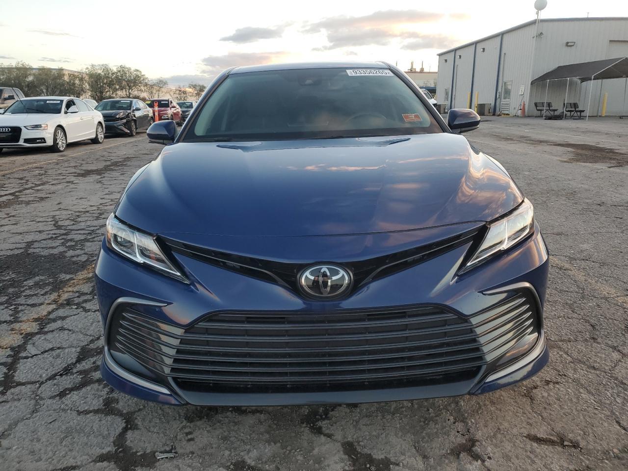2024 TOYOTA CAMRY
