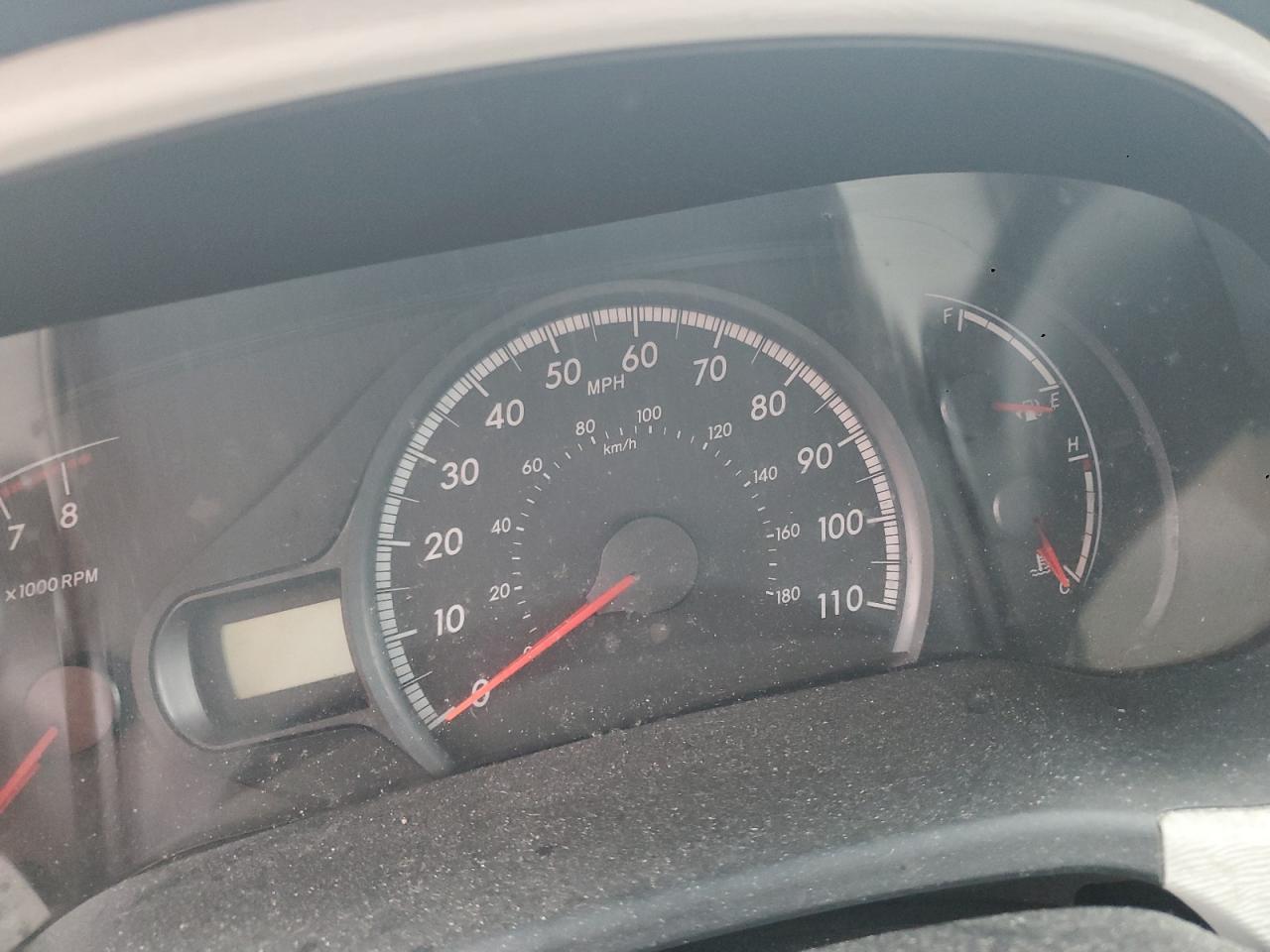 2011 TOYOTA SIENNA