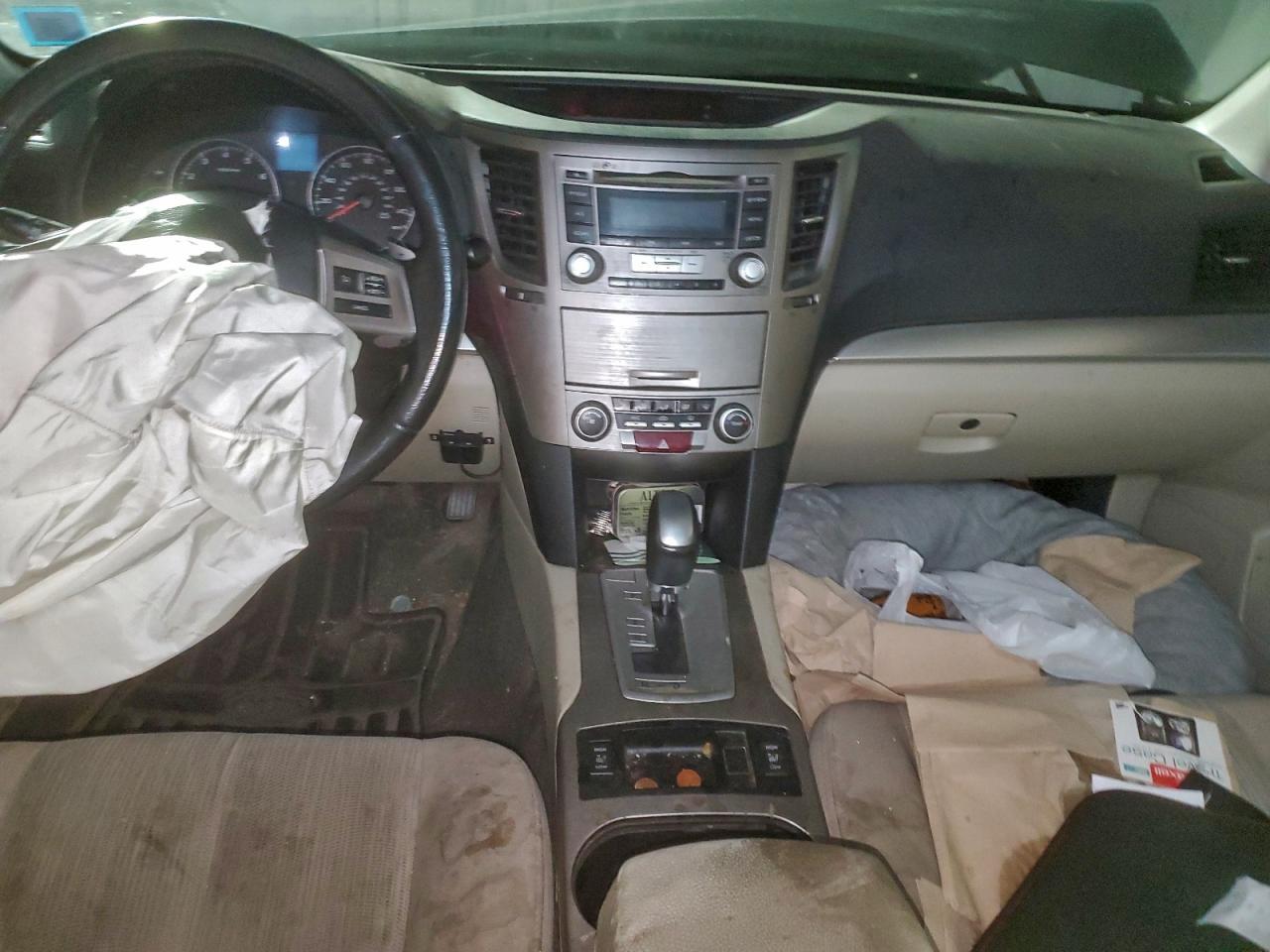 2013 SUBARU Legacy
