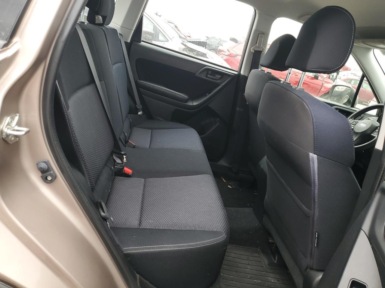 2016 SUBARU FORESTER