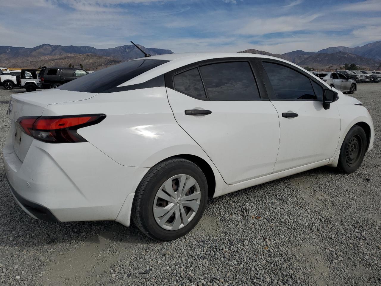 2021 NISSAN VERSA