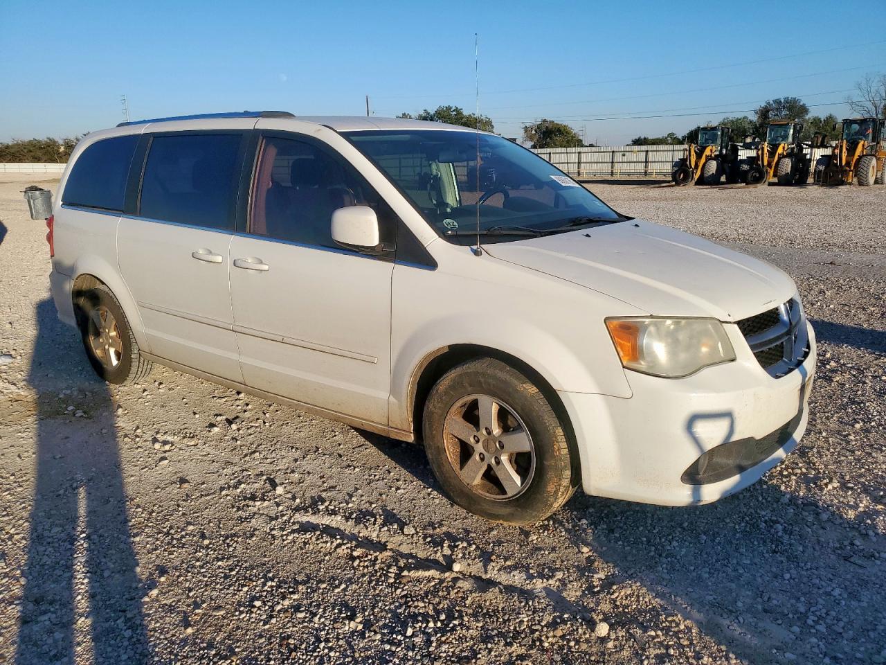 2011 DODGE GRAND CARAVAN