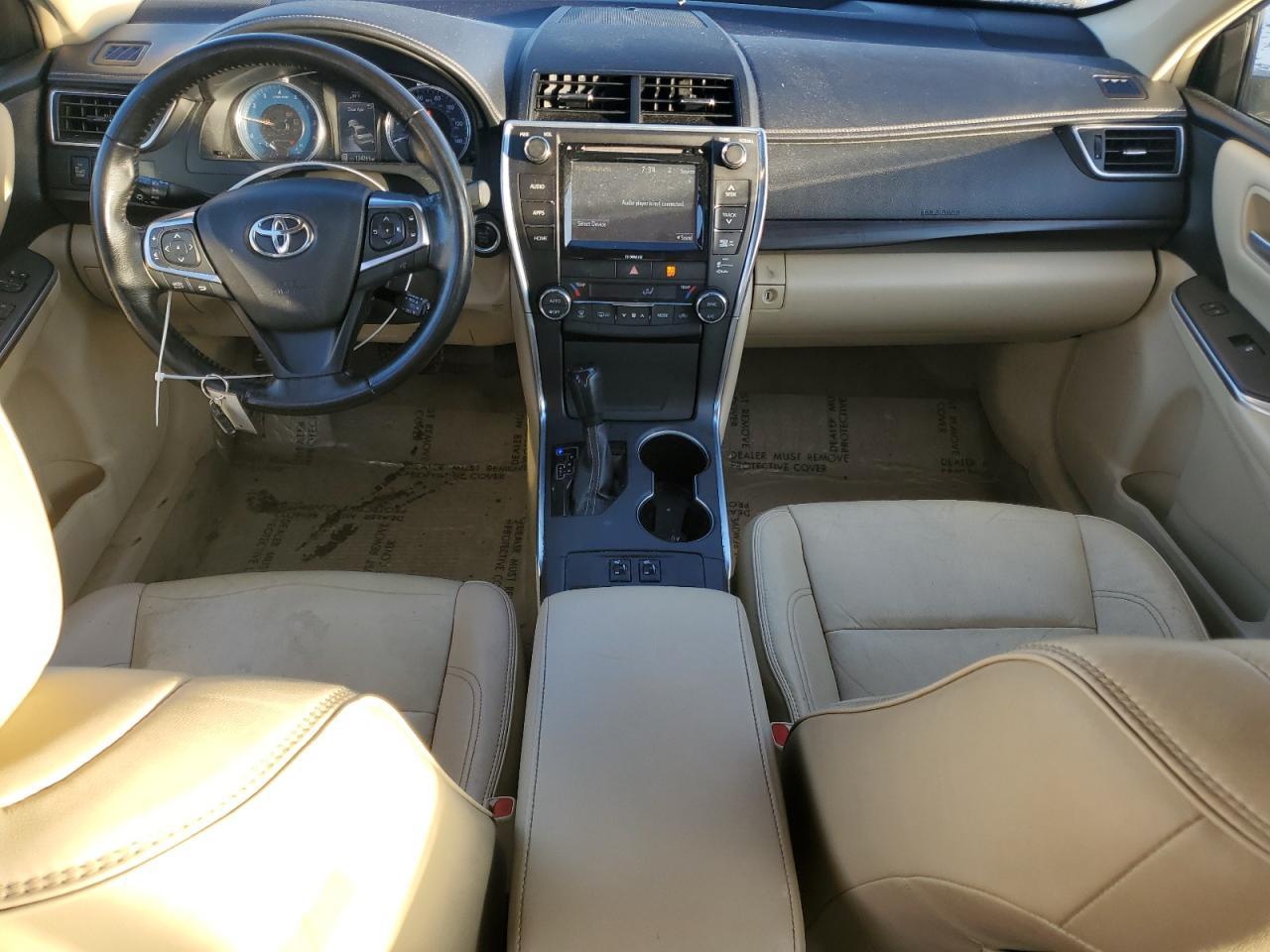 2016 TOYOTA CAMRY