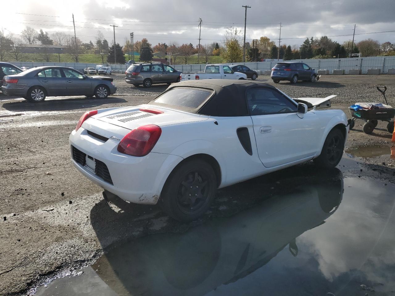 2001 TOYOTA Mr2