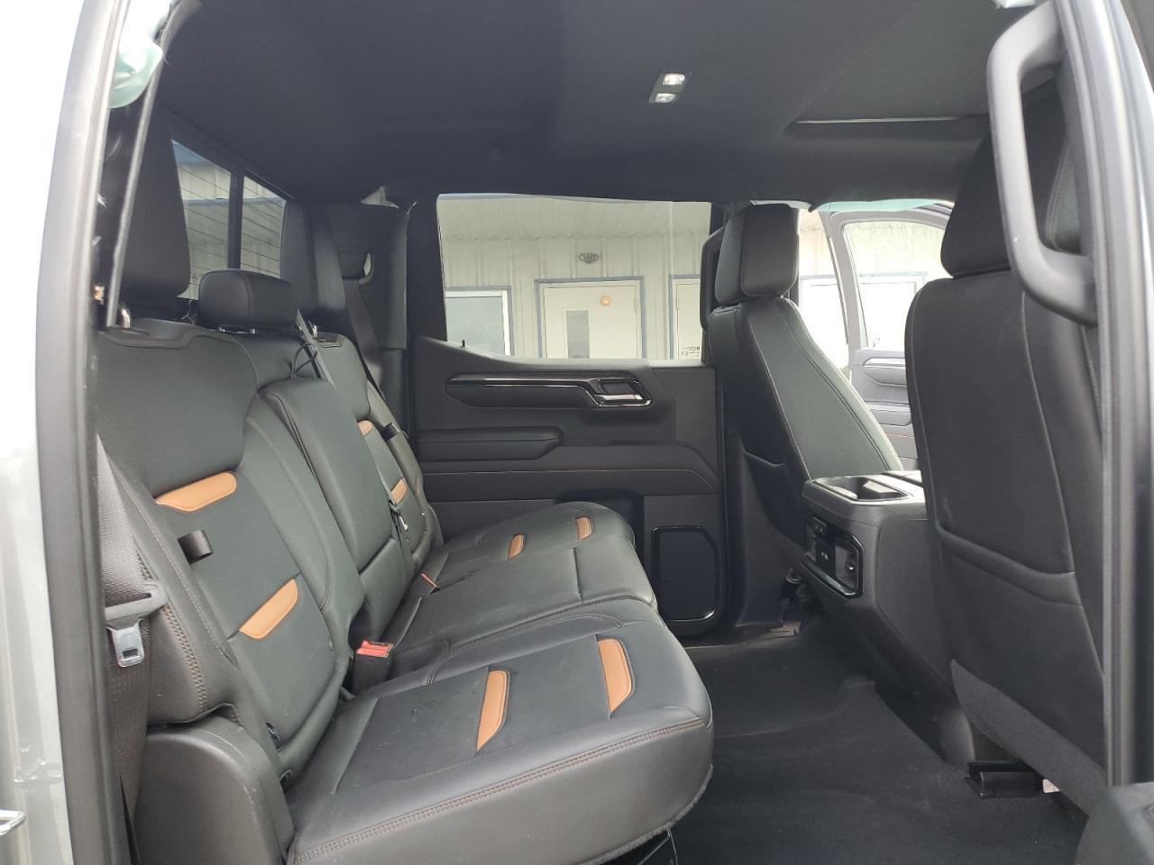 2024 GMC Sierra