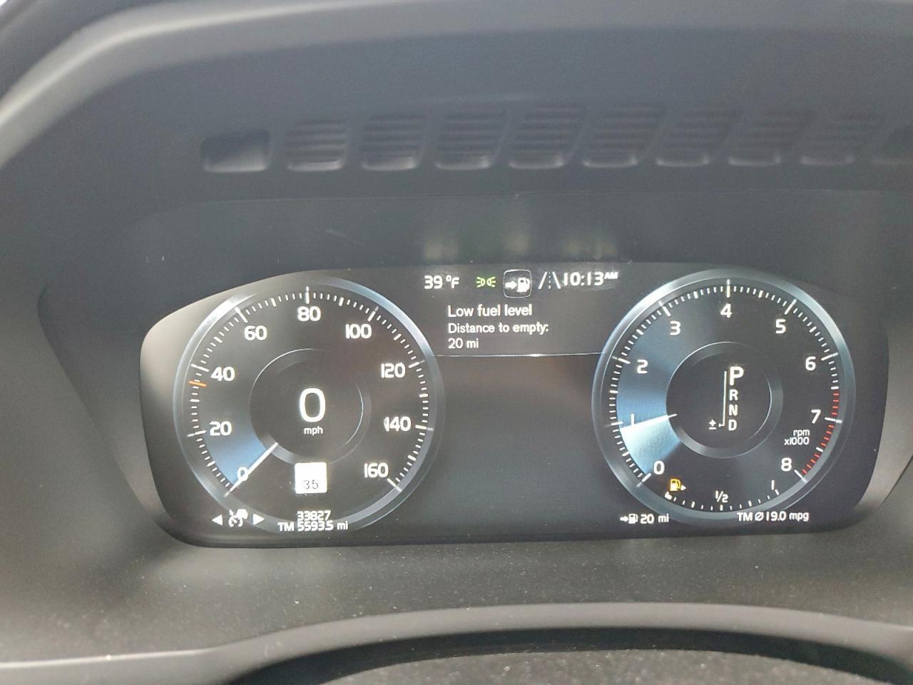 2022 VOLVO XC90