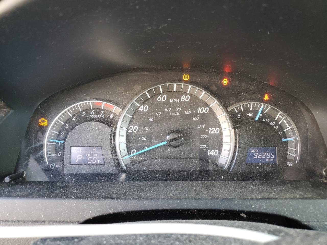 2014 TOYOTA CAMRY