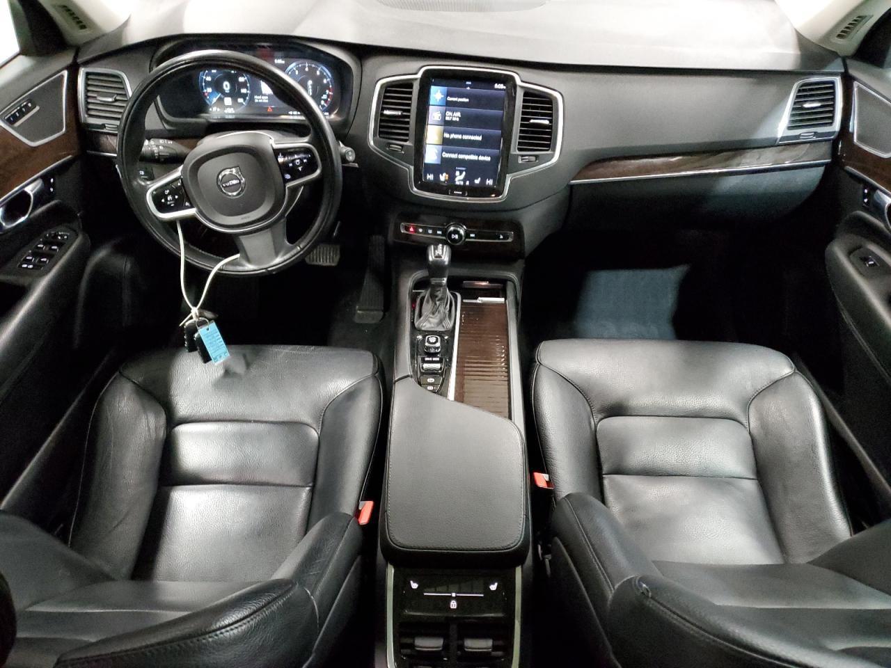 2019 VOLVO XC90