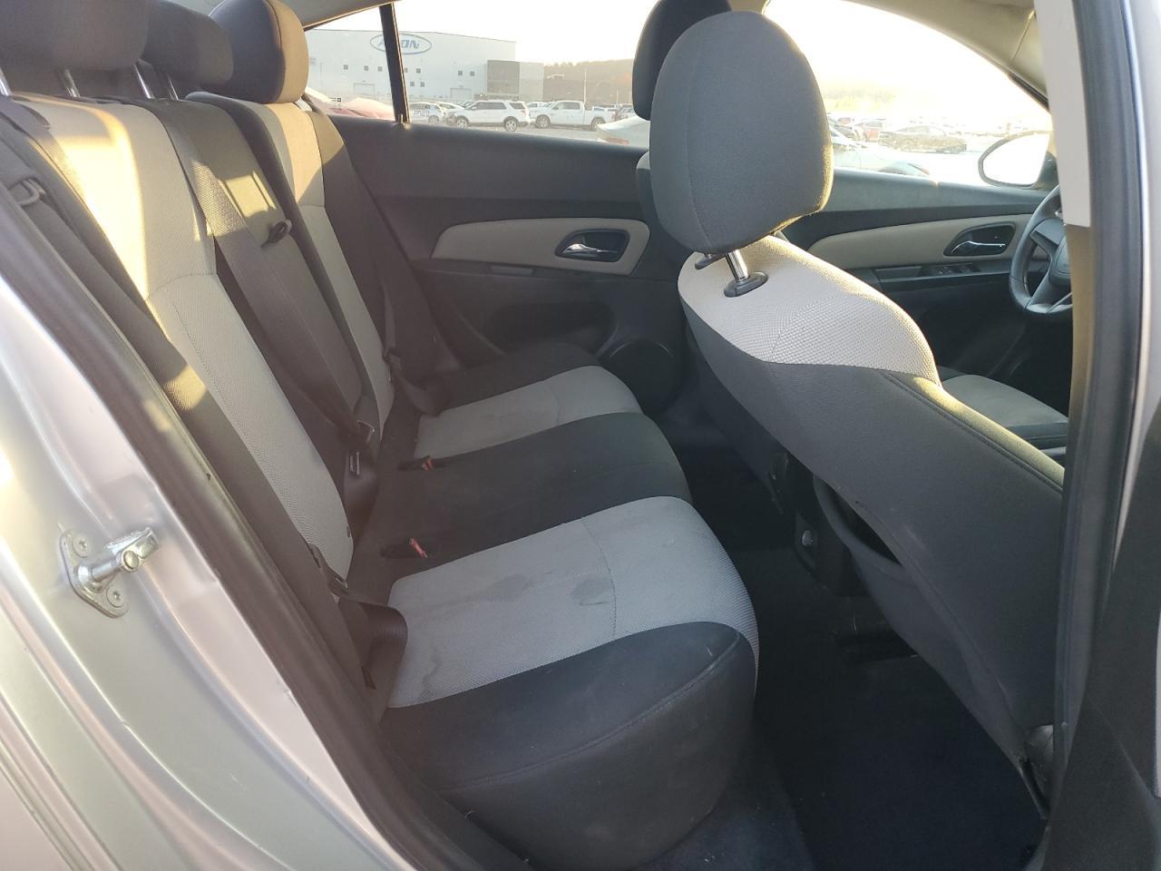 2011 CHEVROLET CRUZE