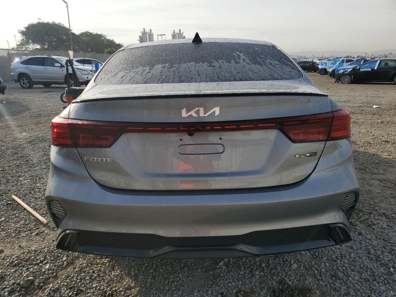2022 KIA FORTE