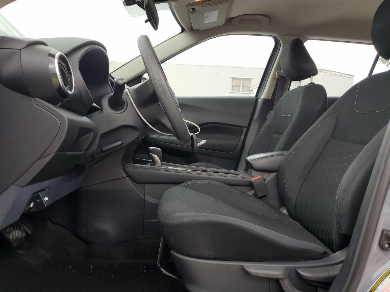 2021 NISSAN KICKS
