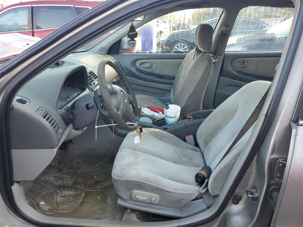 2000 NISSAN Maxima