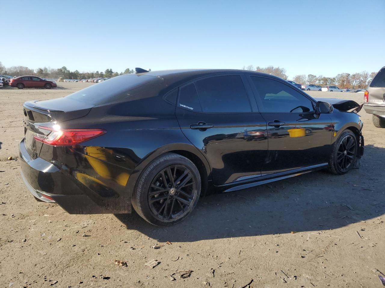 2025 TOYOTA CAMRY
