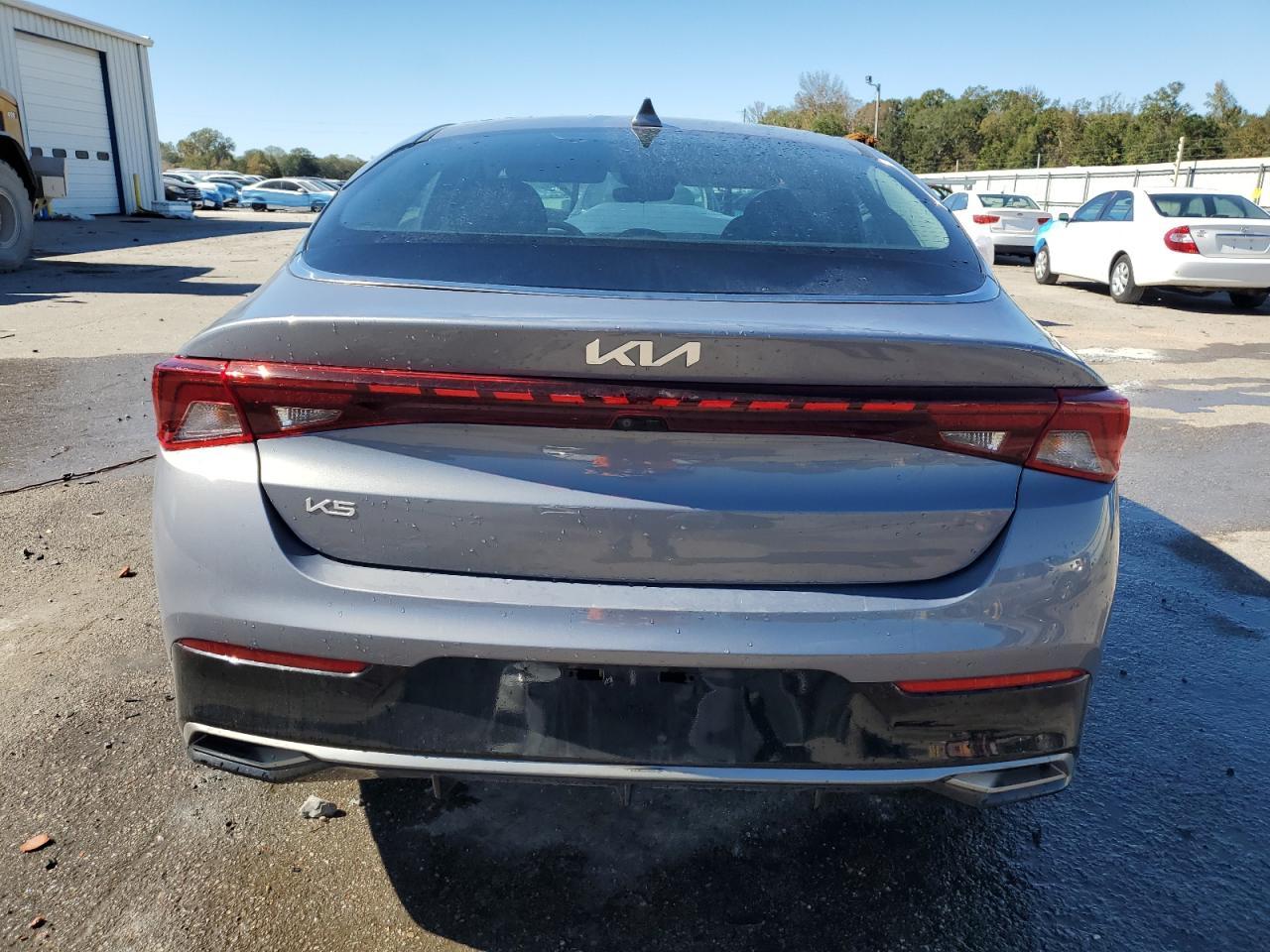 2023 KIA K5
