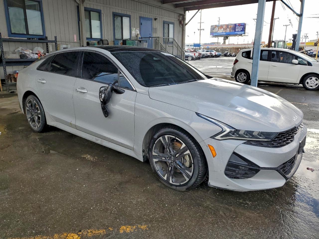 2022 KIA K5