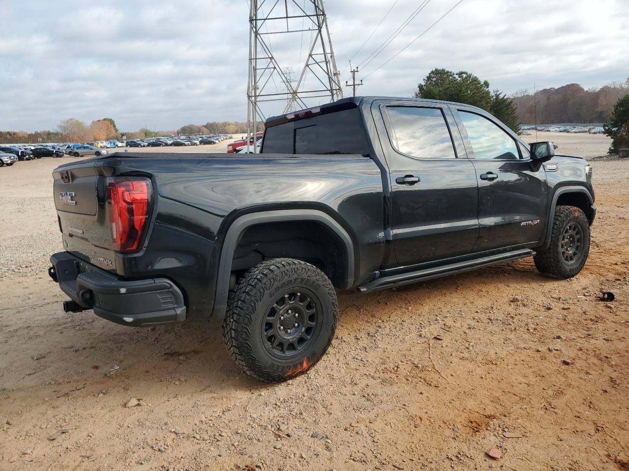 2024 GMC Sierra