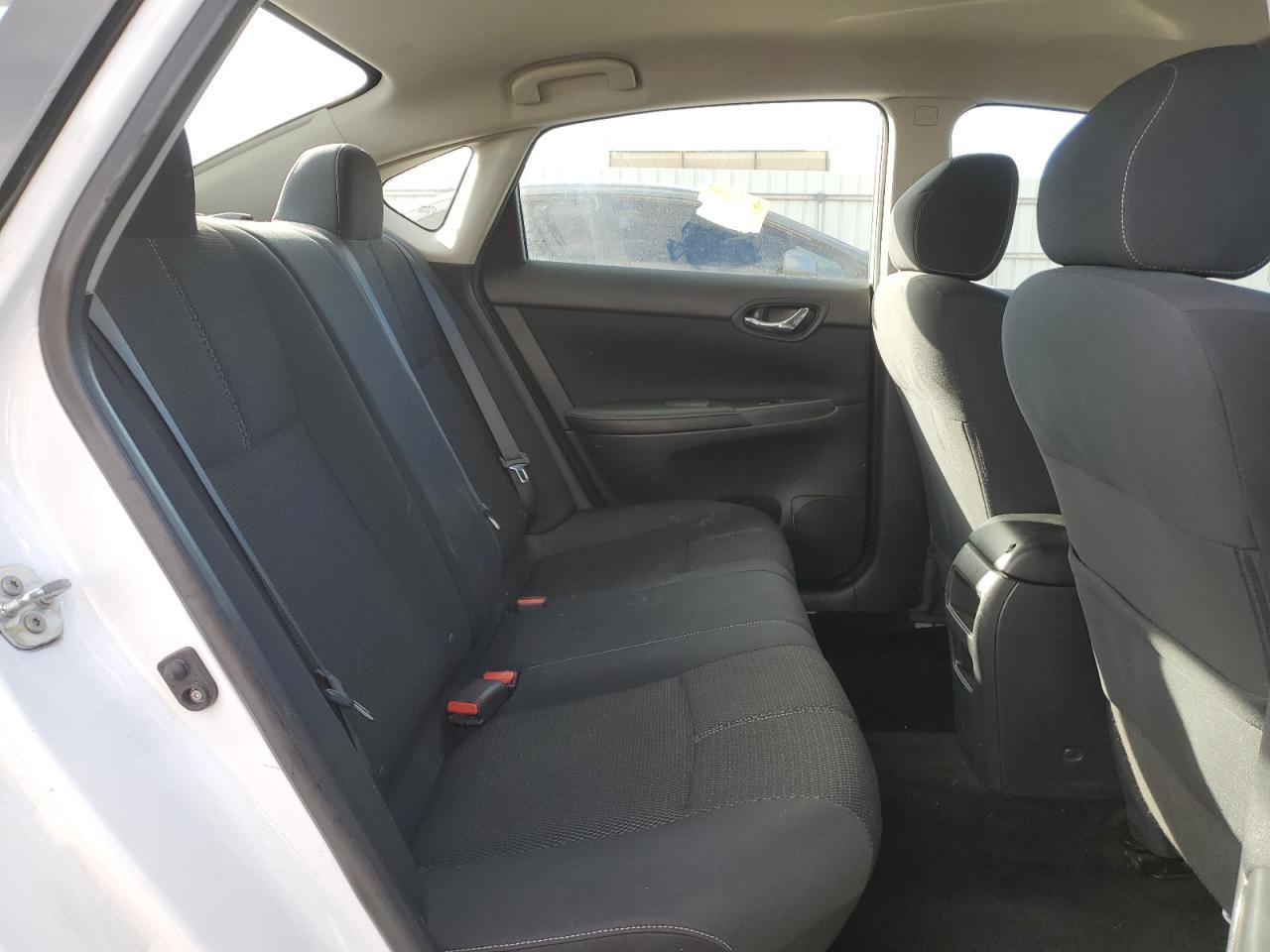 2016 NISSAN SENTRA