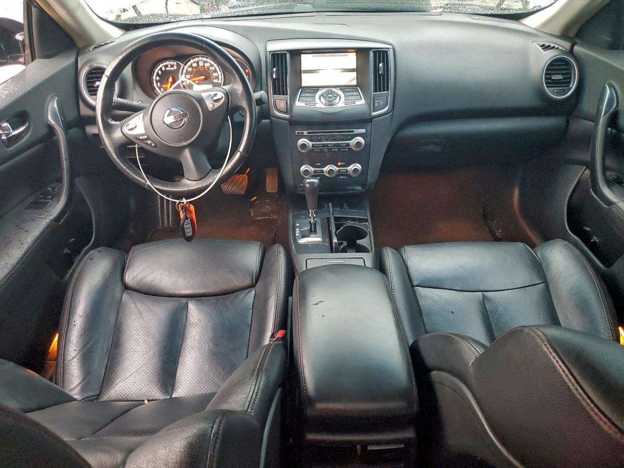 2014 NISSAN Maxima