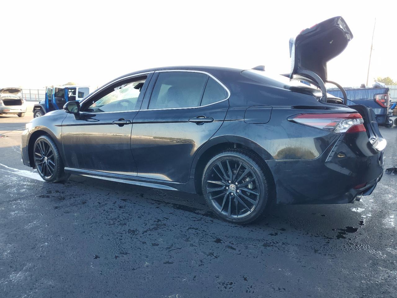 2023 TOYOTA CAMRY
