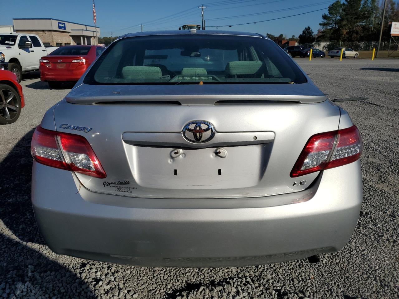 2011 TOYOTA CAMRY