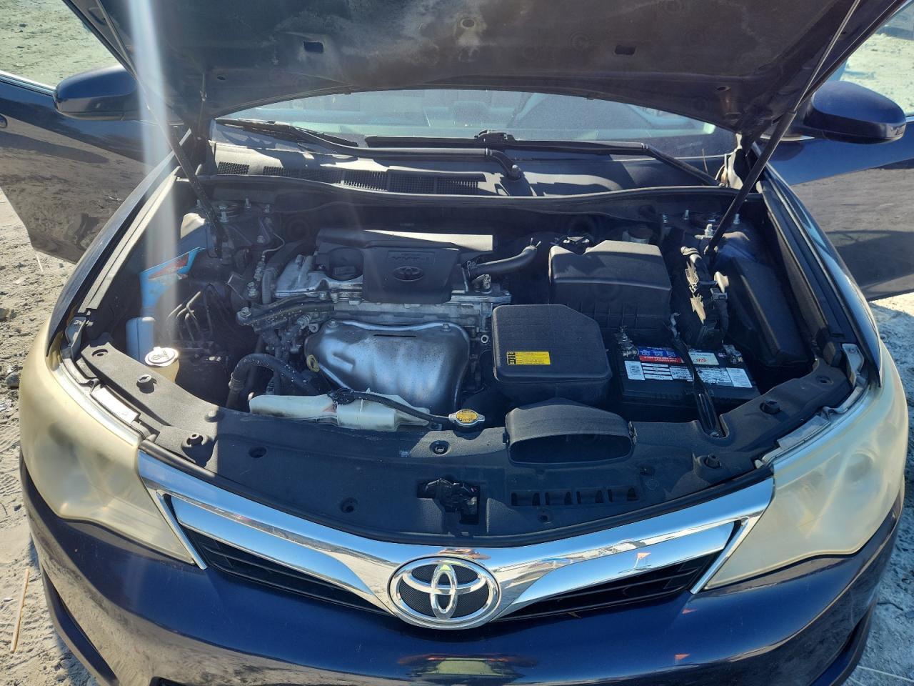 2014 TOYOTA CAMRY