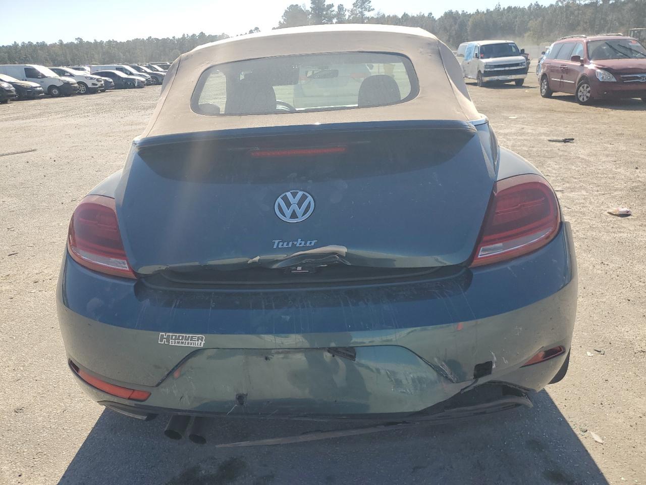 2018 VOLKSWAGEN Beetle