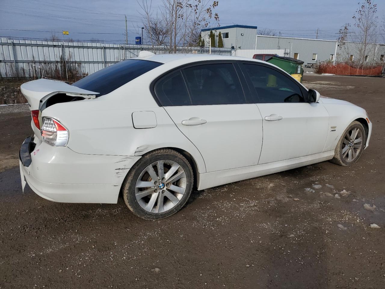 2011 BMW 3 SERIES