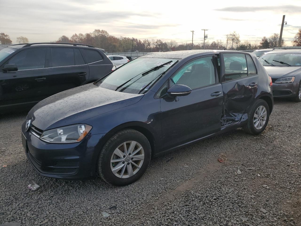 2016 VOLKSWAGEN GOLF