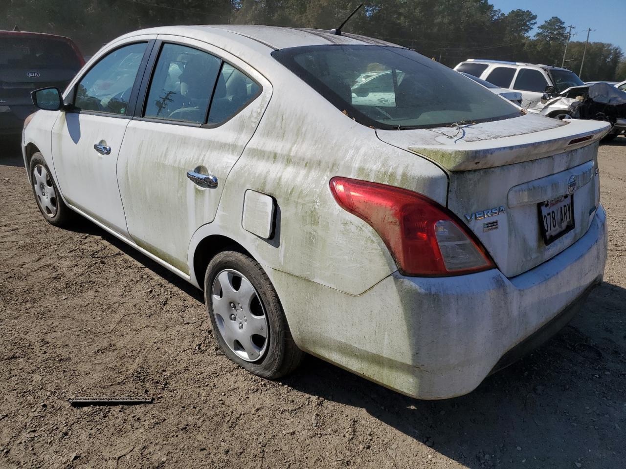 2016 NISSAN VERSA