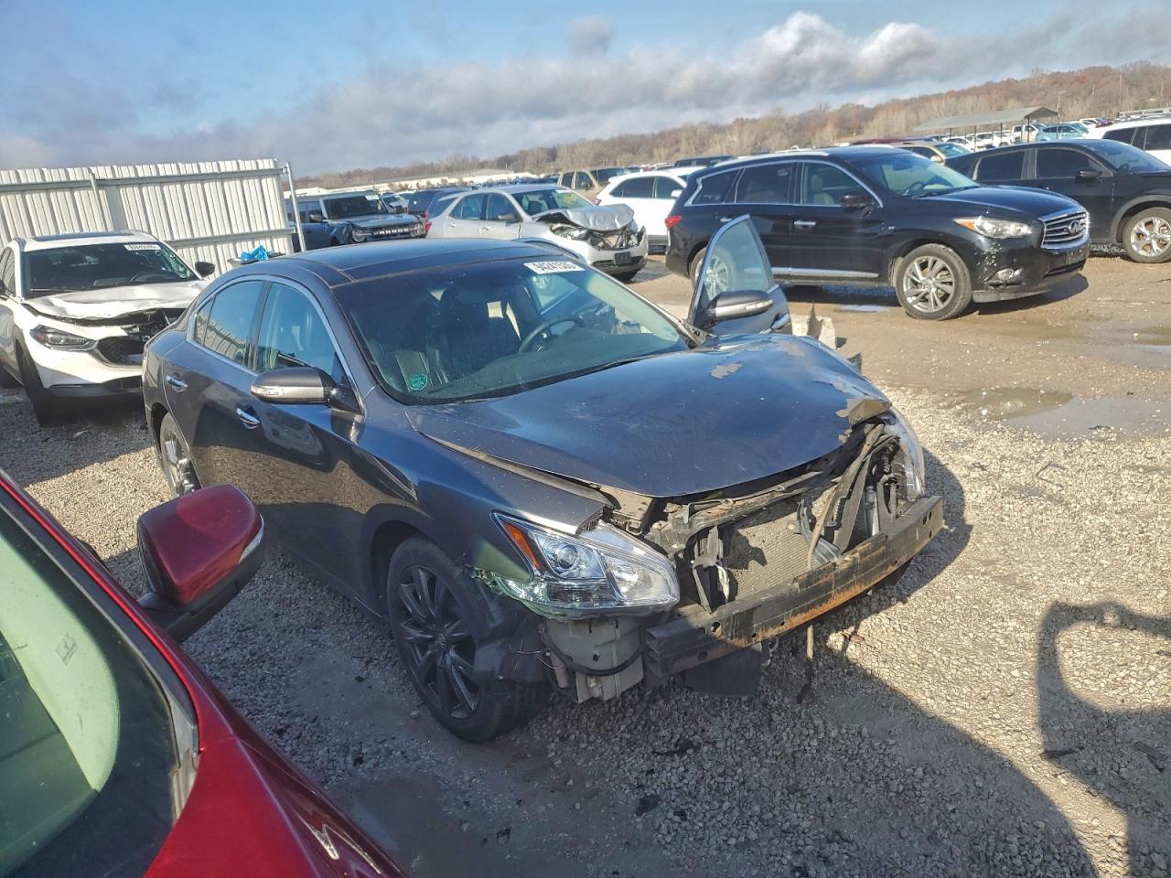 2014 NISSAN Maxima