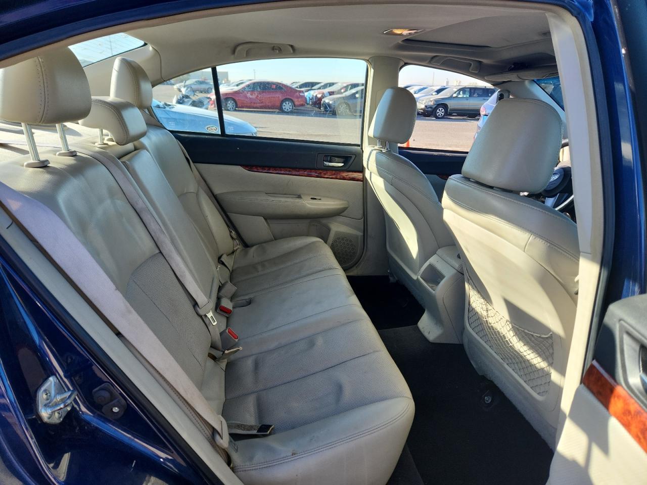 2010 SUBARU Legacy