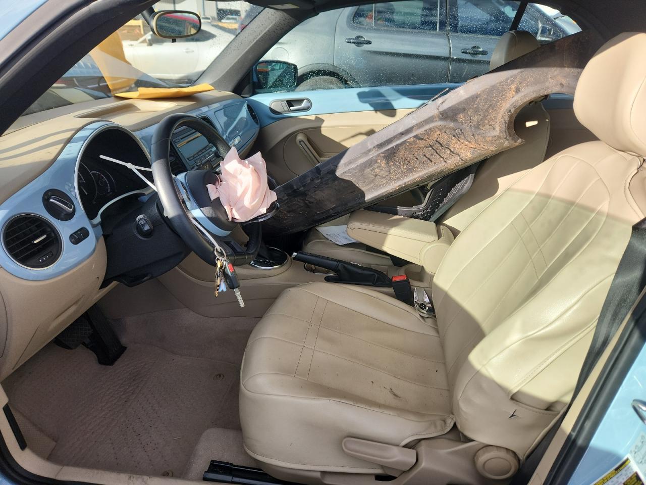 2015 VOLKSWAGEN Beetle