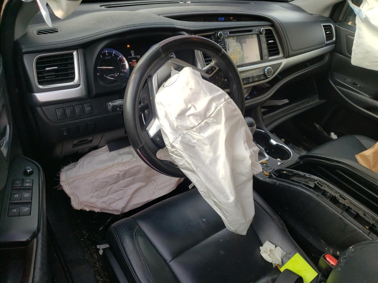 2015 TOYOTA HIGHLANDER