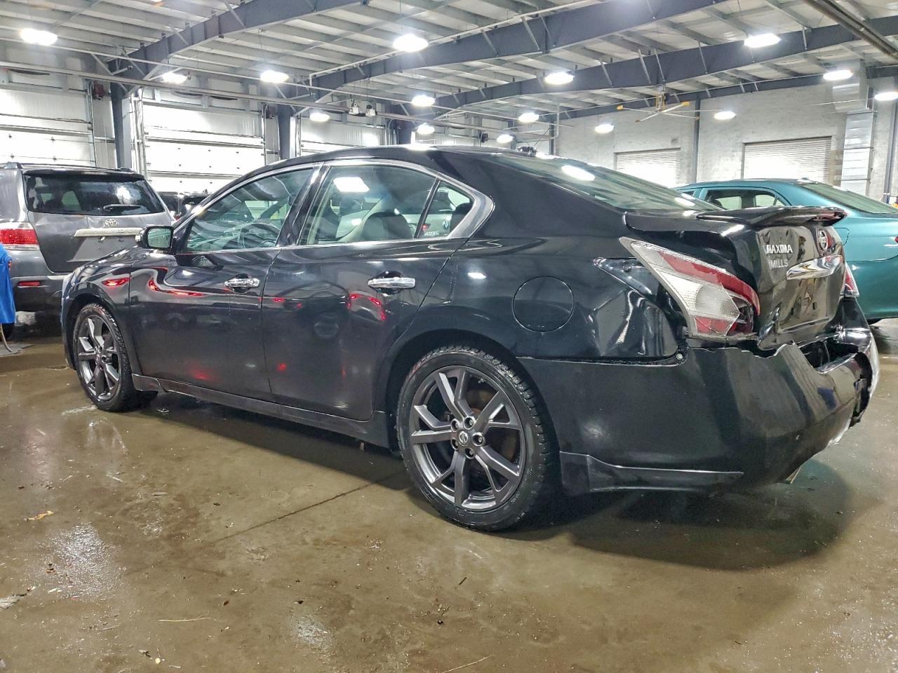 2013 NISSAN Maxima