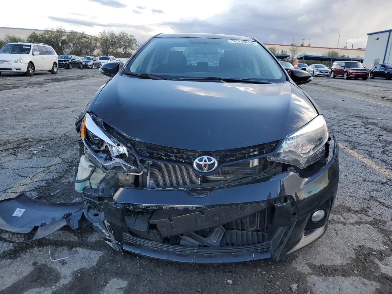2015 TOYOTA COROLLA