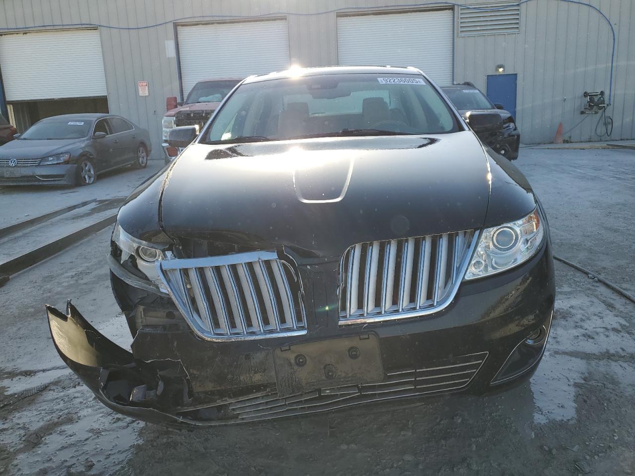 2009 LINCOLN MKS
